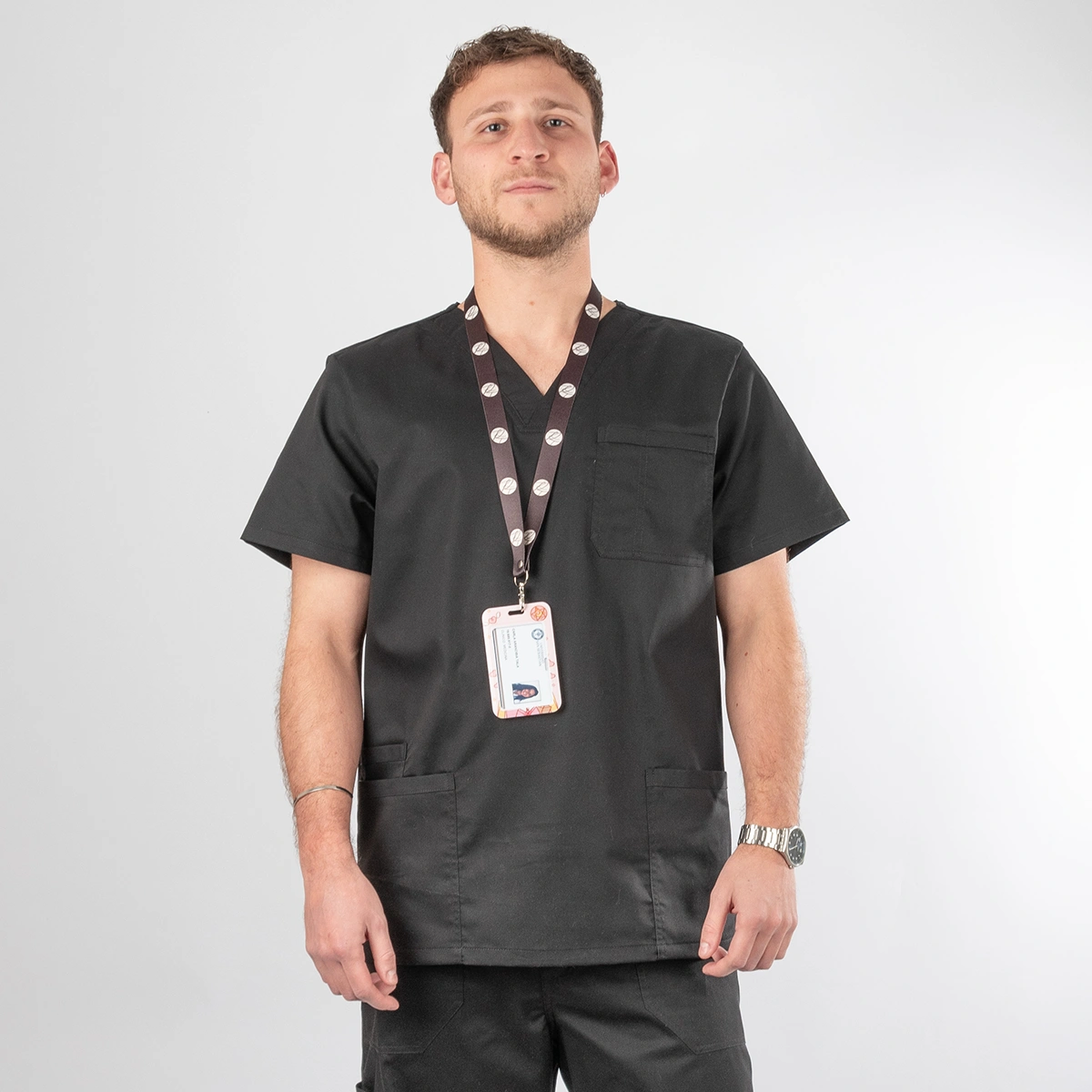 Polera Clínica Negra en gabardina Modelo Paulo