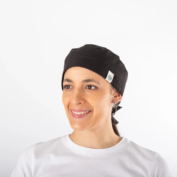 Gorro Clínico Negro Área Médica Unisex con Amarras - Imagen 3