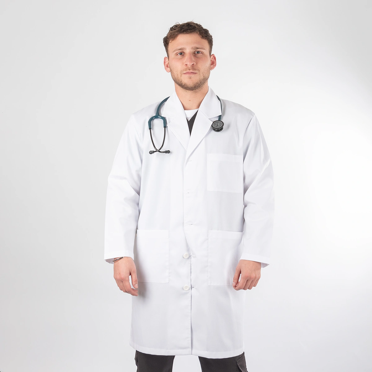 Cotona Blanca Área Médica modelo Joaquin